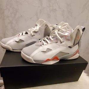 Jordan True Flight BG